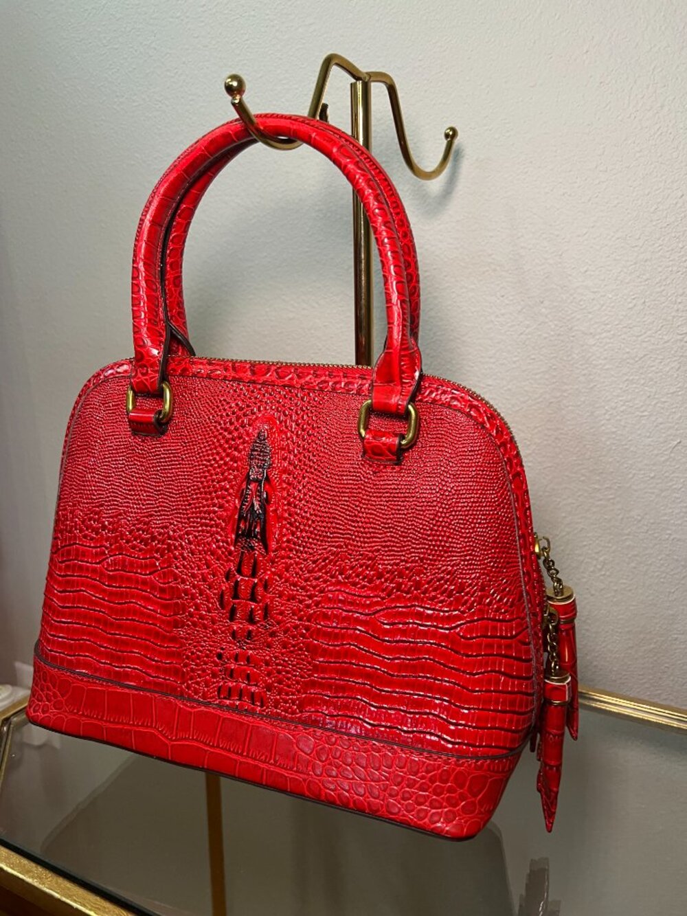 NEW GORGEOUS RED CROC EMBOSSED HANDBAG - Picture 7 of 7